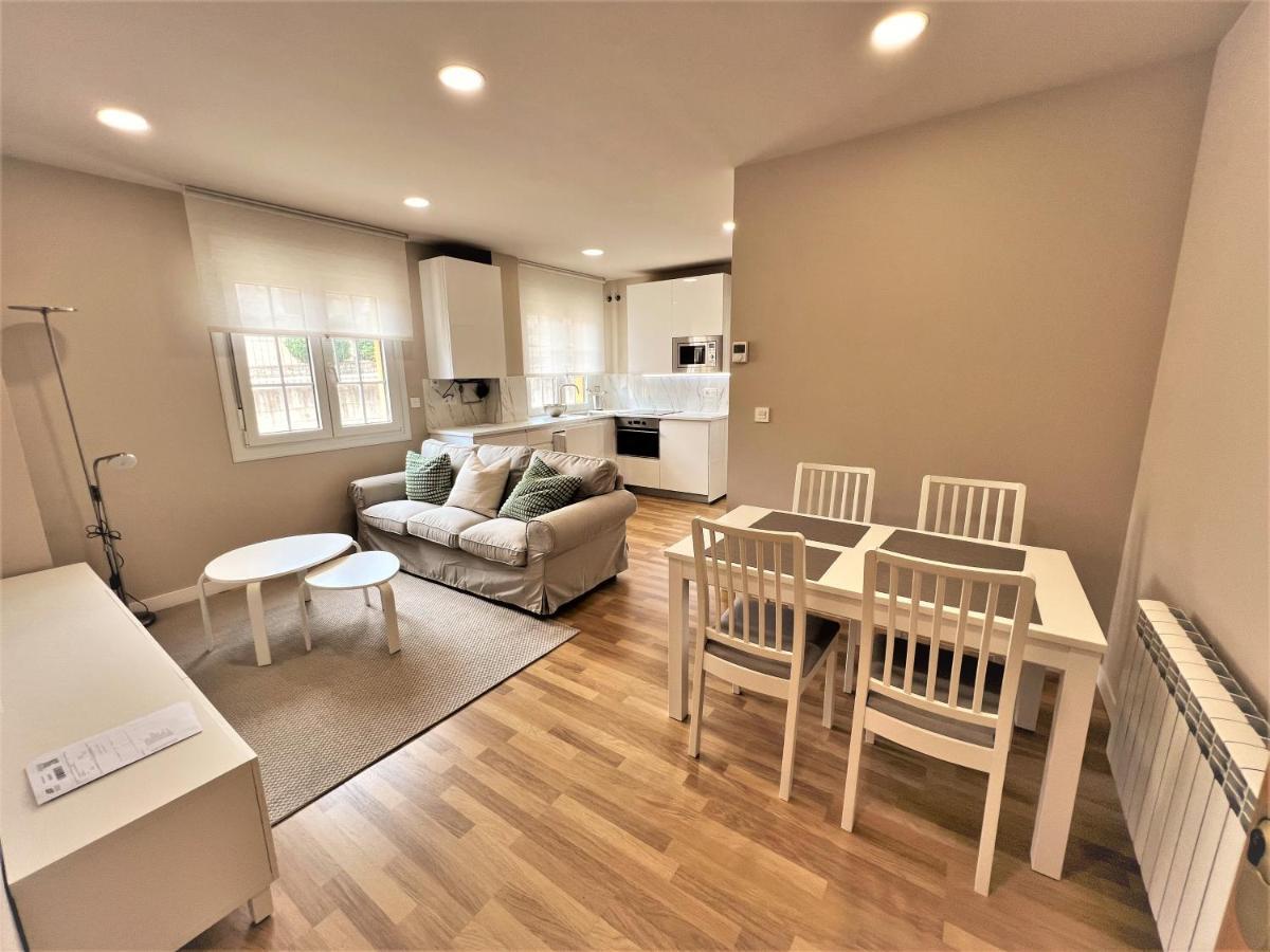 Apartamentos Del Pisuerga セルベラ・デ・ピスエルガ エクステリア 写真