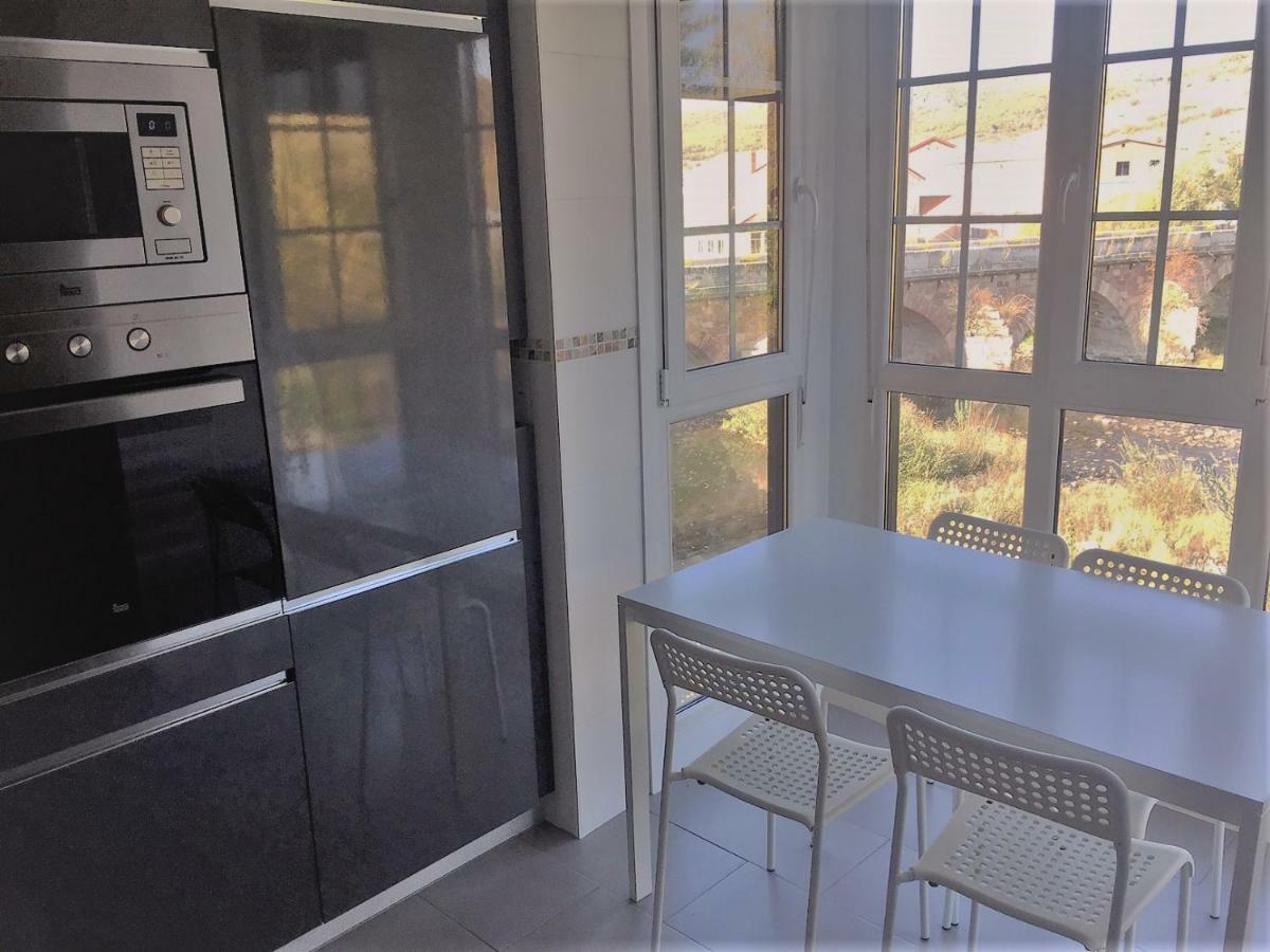 Apartamentos Del Pisuerga セルベラ・デ・ピスエルガ エクステリア 写真