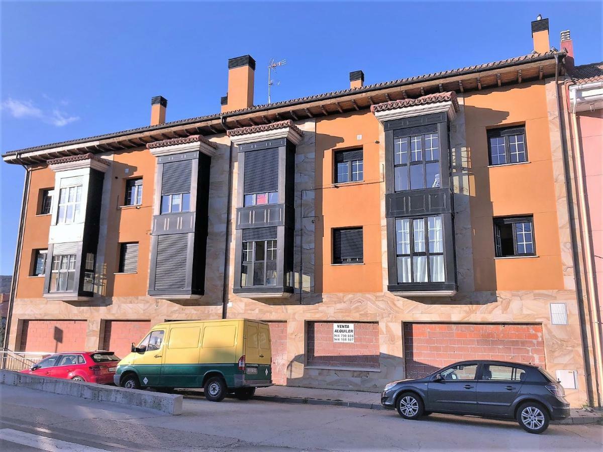 Apartamentos Del Pisuerga セルベラ・デ・ピスエルガ エクステリア 写真